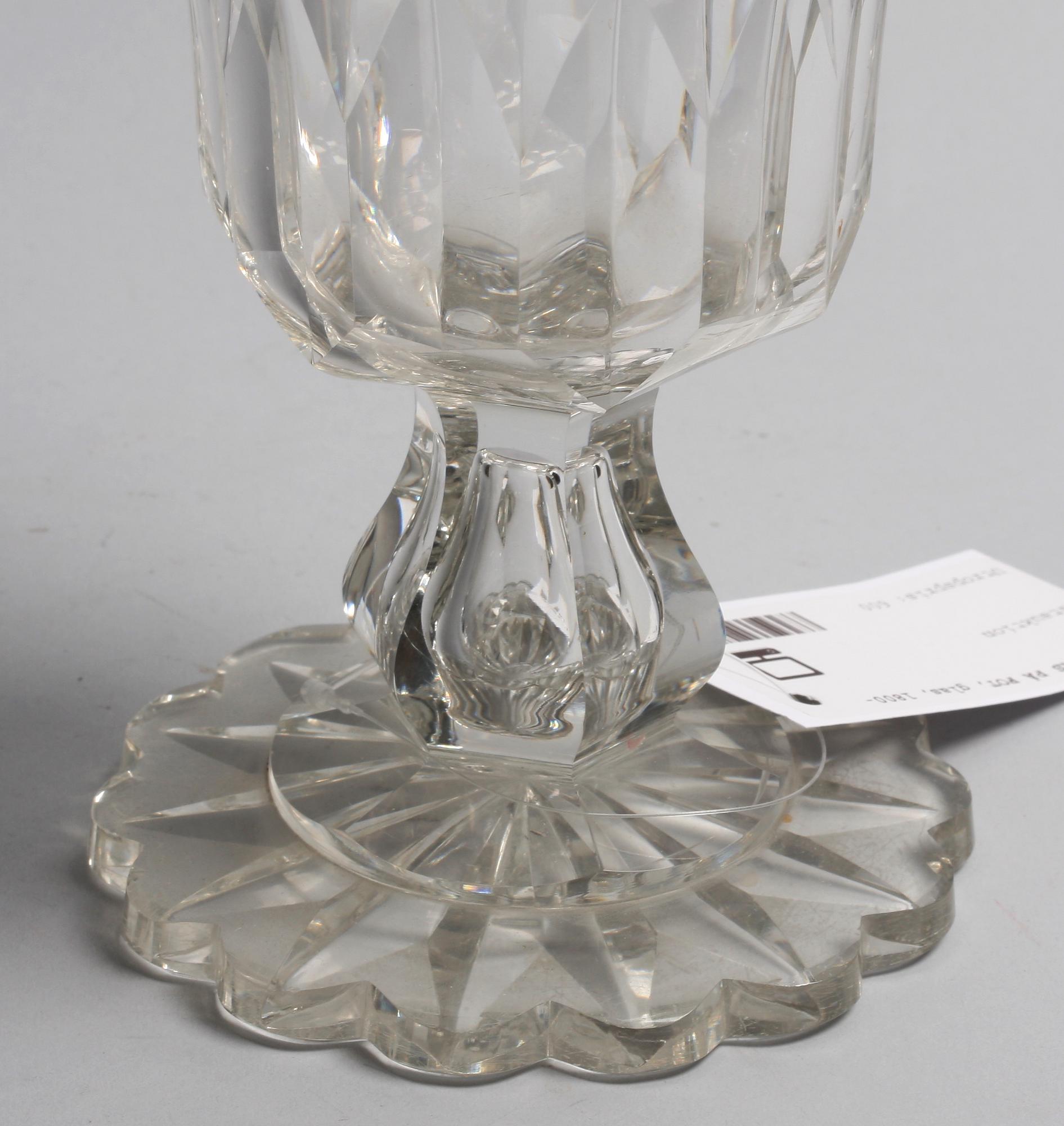 VAS PÅ FOT, glas, 1800-tal.