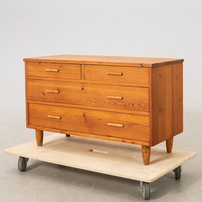 Chest of drawers 1940s Swedish Modern.