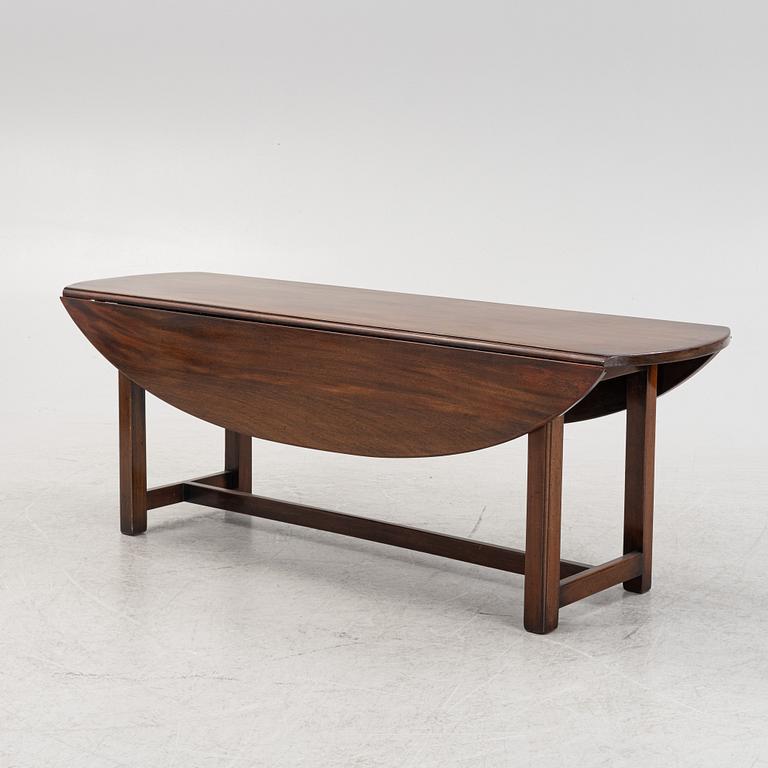 Soffbord, Engelsk stil, 1900-talets andra hälft.