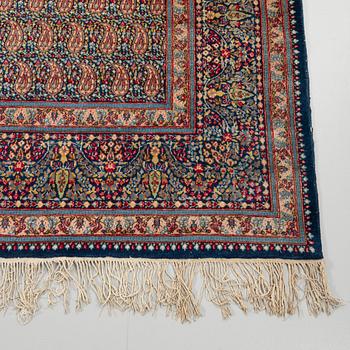 Matta, orientalisk, Kirman, 1960-tal, ca 270 x 468 cm.