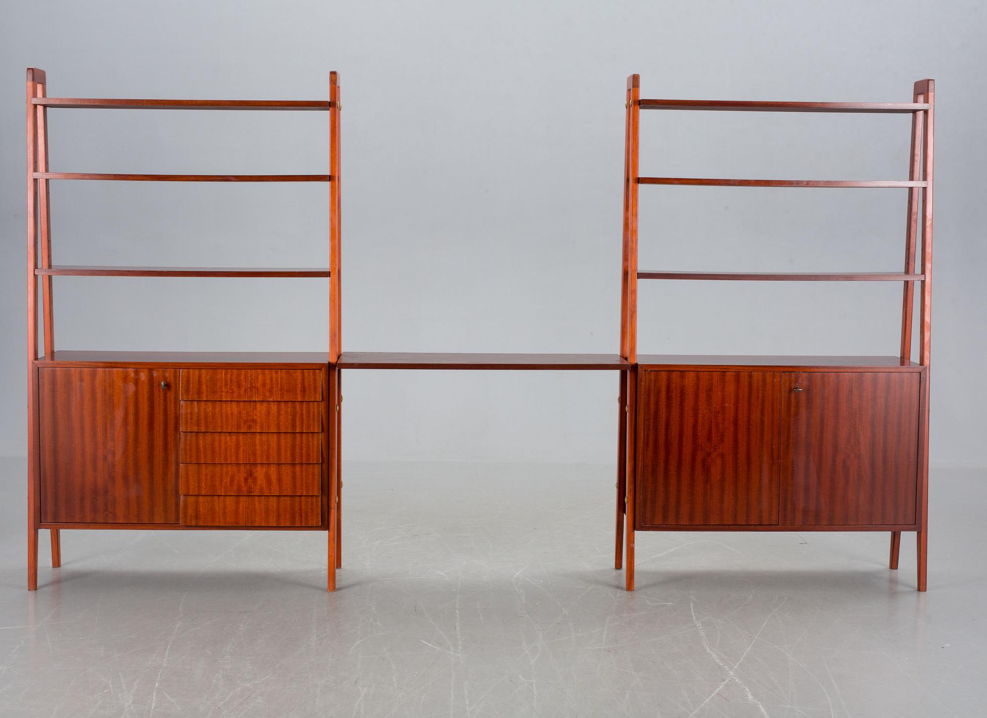 BOKHYLLA, 1900-talets mitt.