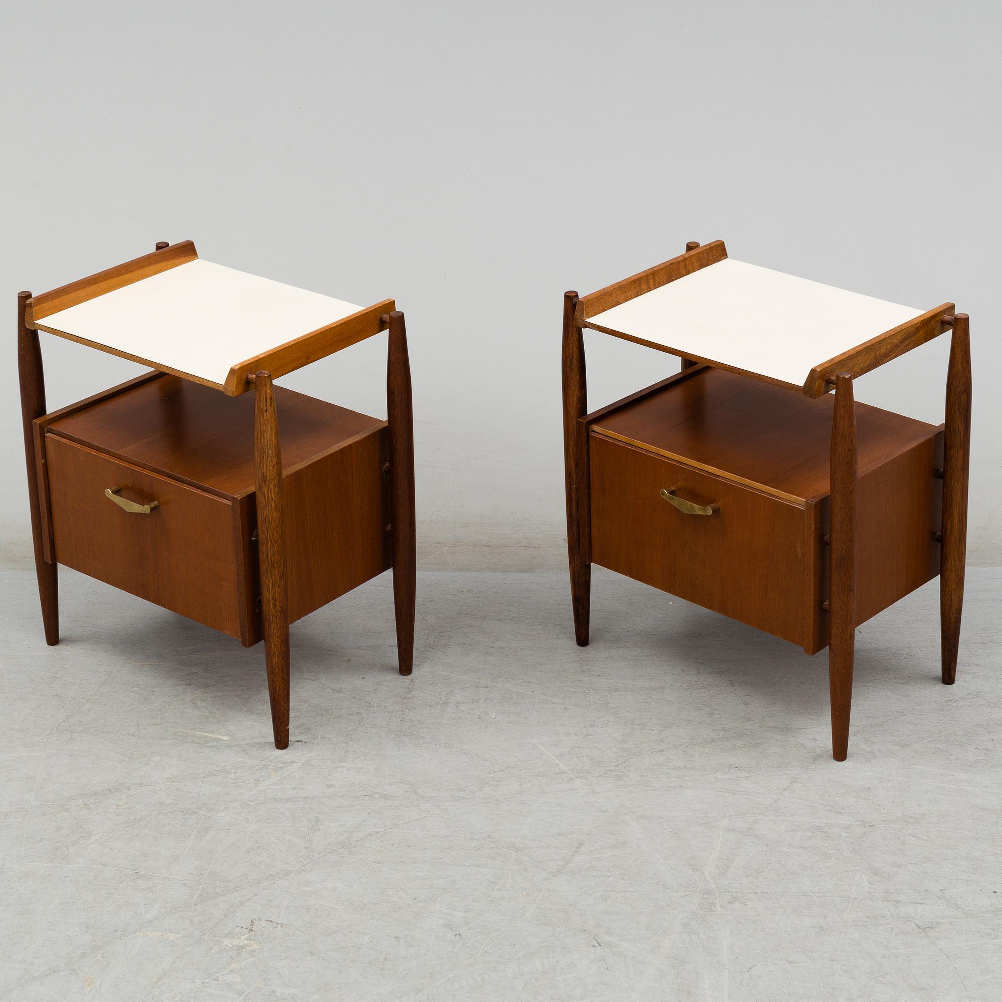 a pair of 1960's italian bedside tables. - Bukowskis