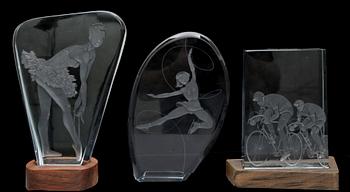 SKULPTURER, 3 st, glas, Rune Strand och Asta Strömberg, Strömbergshyttan. 1960-tal.