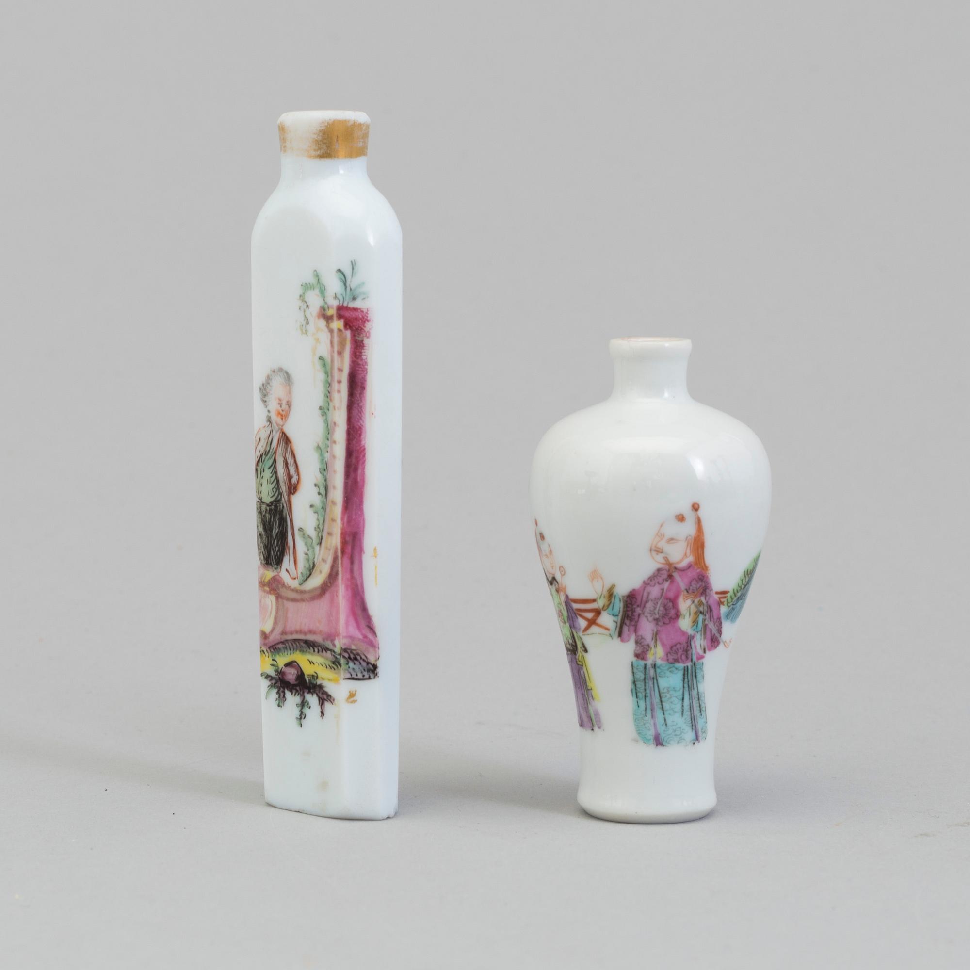 A probably french glass bottle, ca 1800 and a porcelain vase, China, ca 1900.