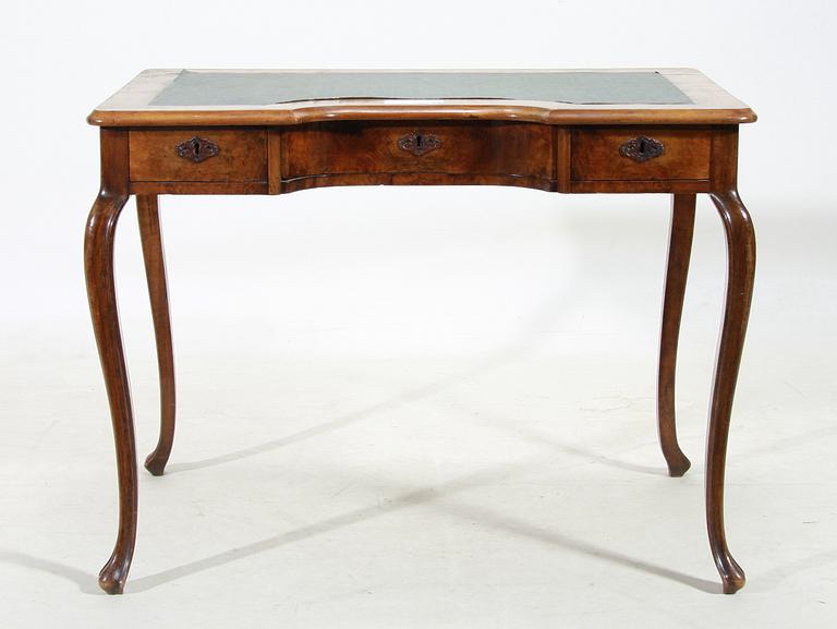 SKRIVBORD, nyrokoko, 1800-talets andra hälft.