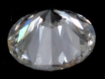 DIAMANT, diam ca 4, h ca 3 mm.