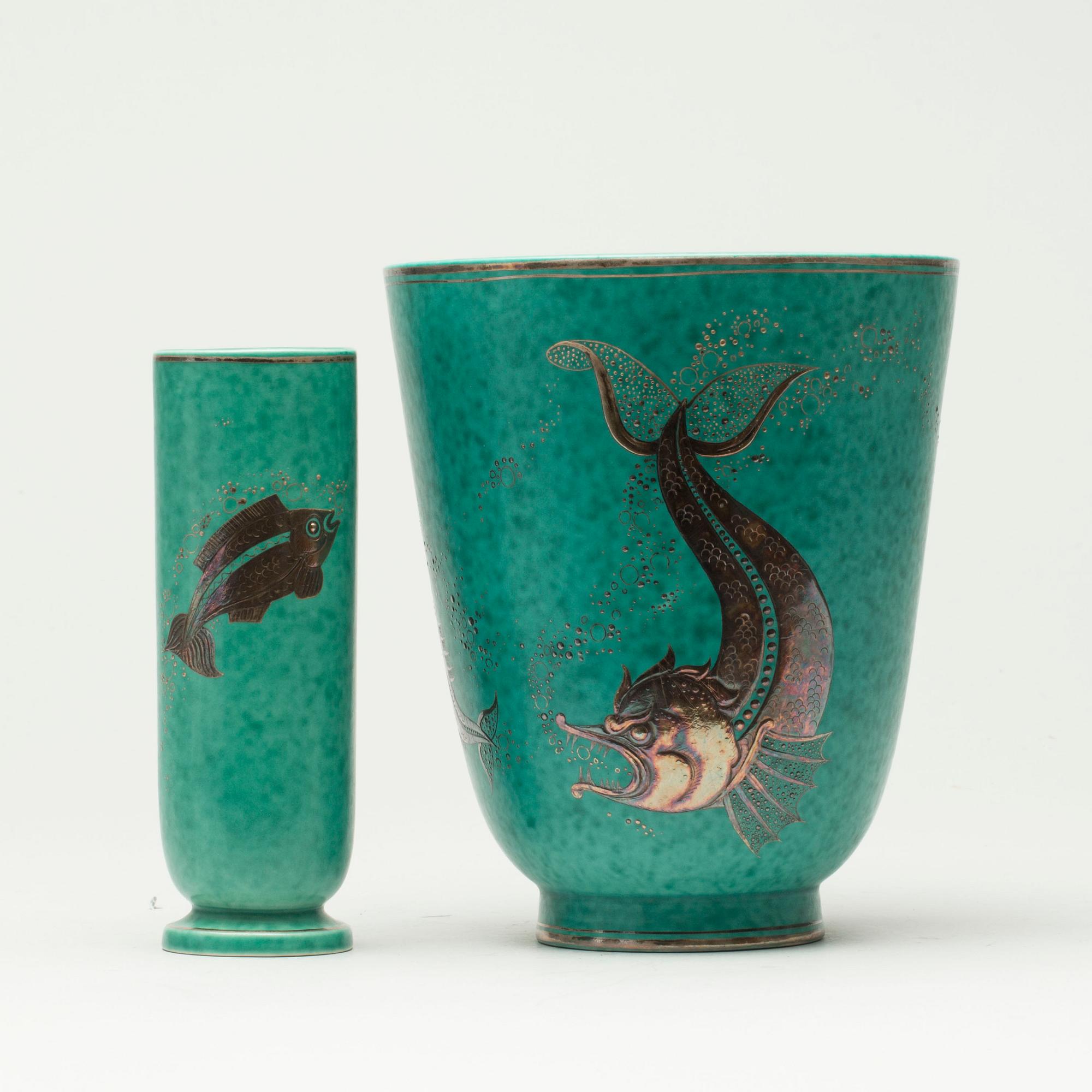 VASER, två st, stengods, "Argenta", Wilhelm Kåge, Gustavsberg. 1900-talets mitt.