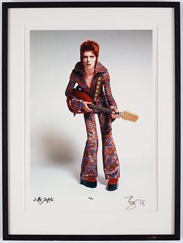 Masayoshi Sukita, "Ziggy Plays Guitar", 1974.