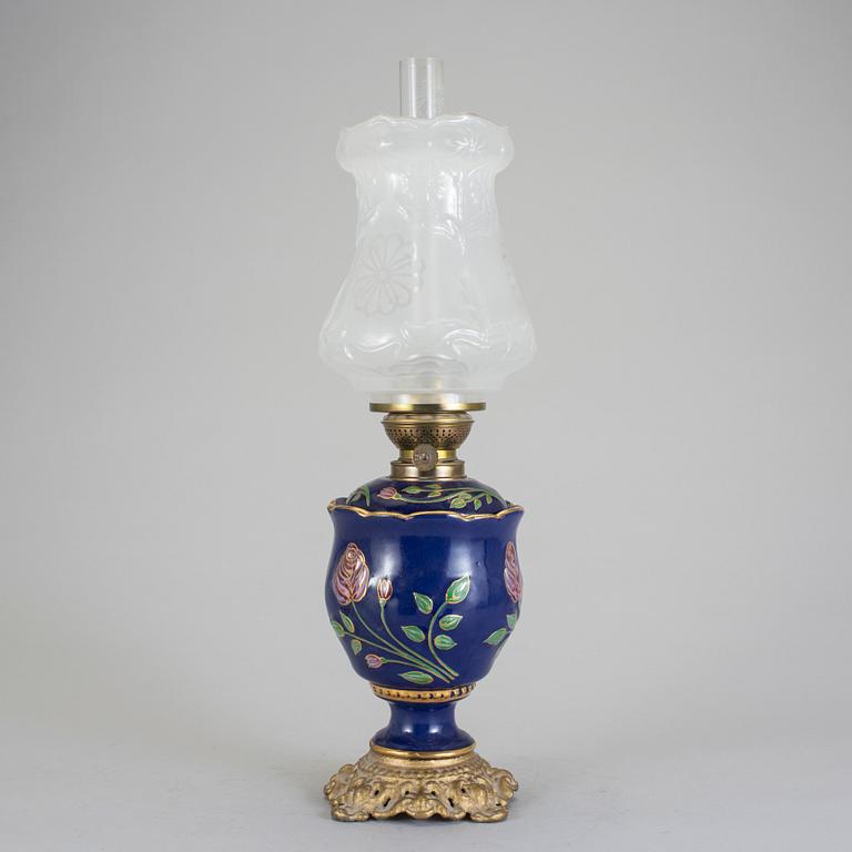 BORDSFOTOGENLAMPA, omkring sekelskiftet 1900.