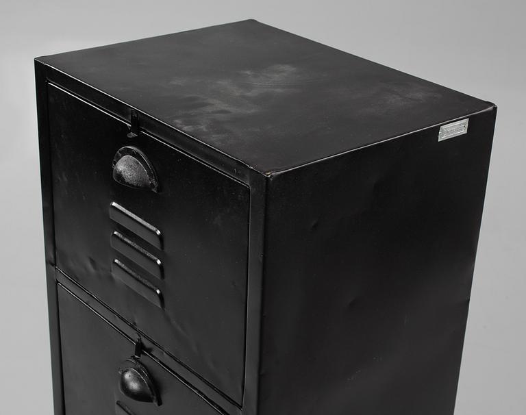 SKÅP, industrimodell, House Doctor, omkring år 2000.