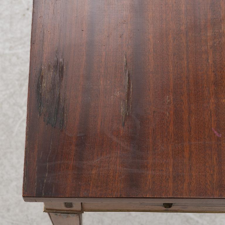 Sybord, sengustaviansk stil, omkring år 1900.