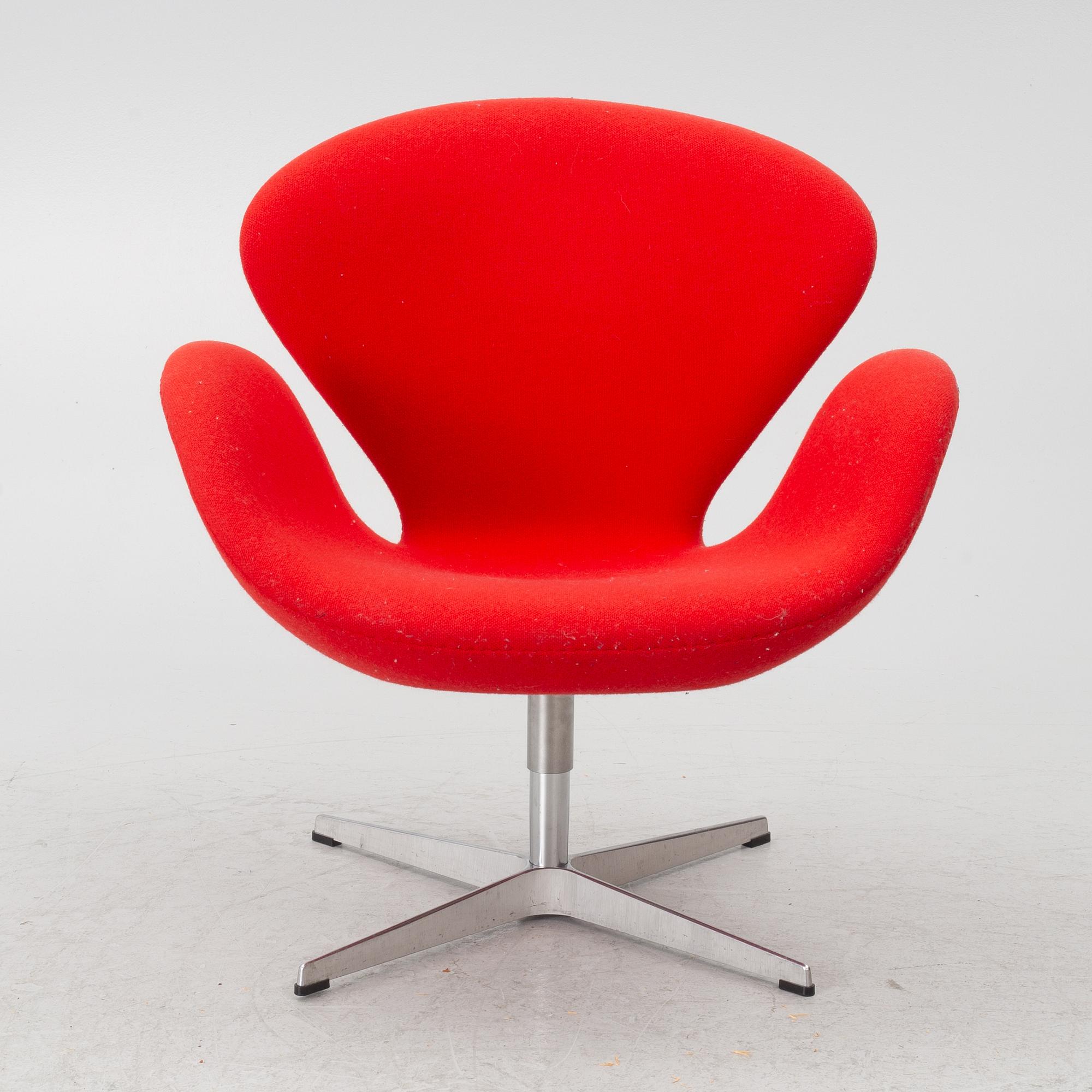 Arne Jacobsen, Fåtölj, "Svanen", Fritz Hansen, Danmark, 2000-tal.