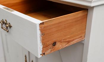 BOKSKÅP, omkring år 1900.