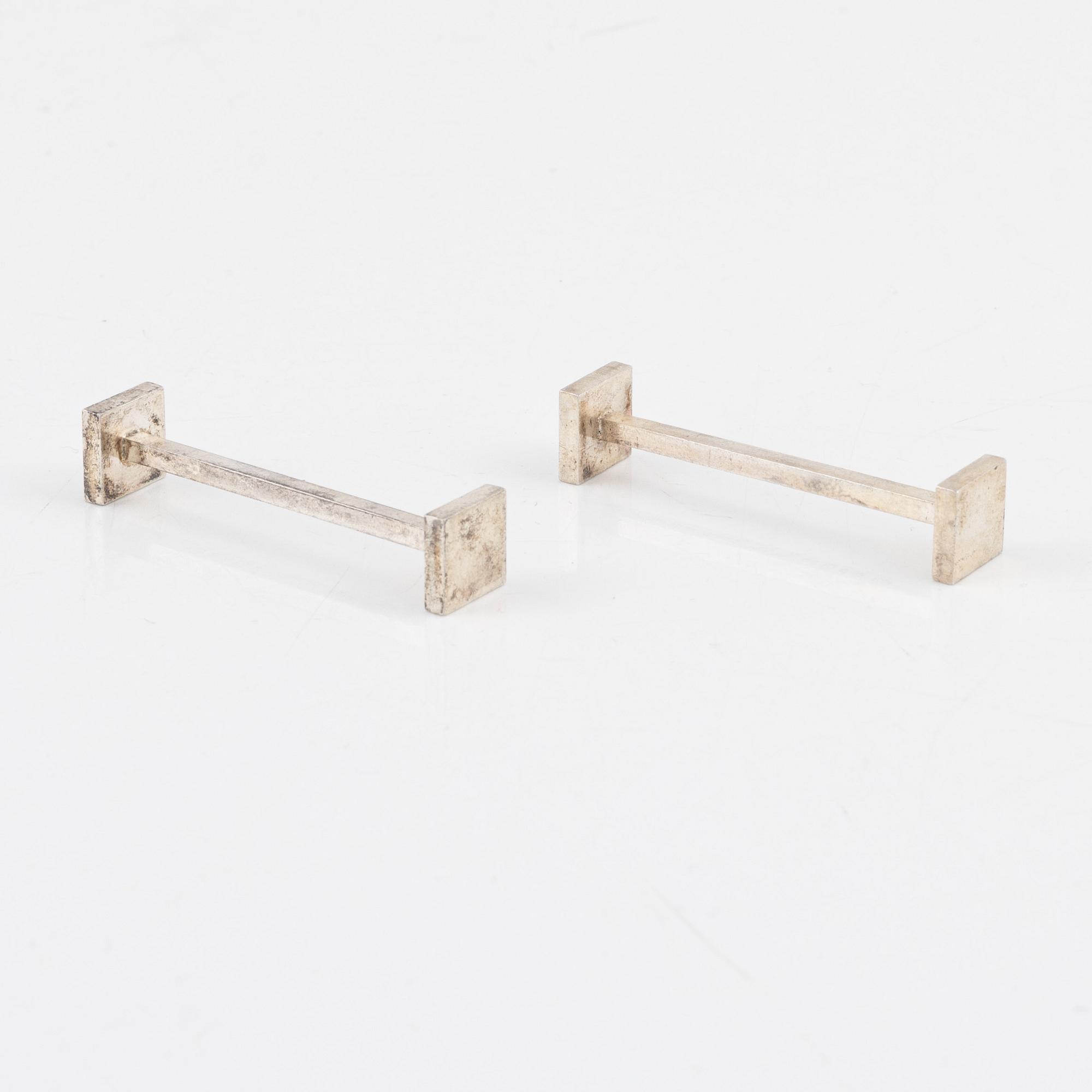 Wiwen Nilsson, smörtaxar, ett par, sterlingsilver, Lund, 1957.
