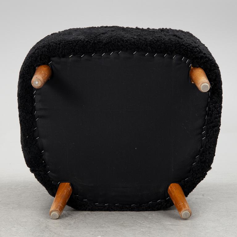 Armchair, Swedish Modern, circa mid-20th century.