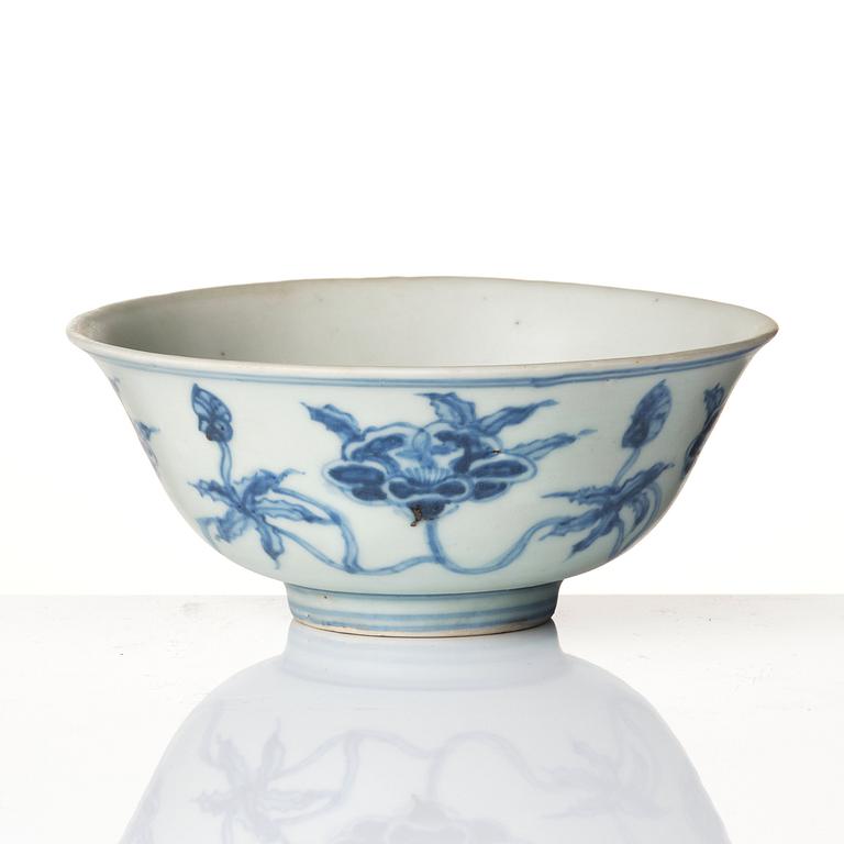 A blue and white bowl, Ming dynasty (1368-1644).