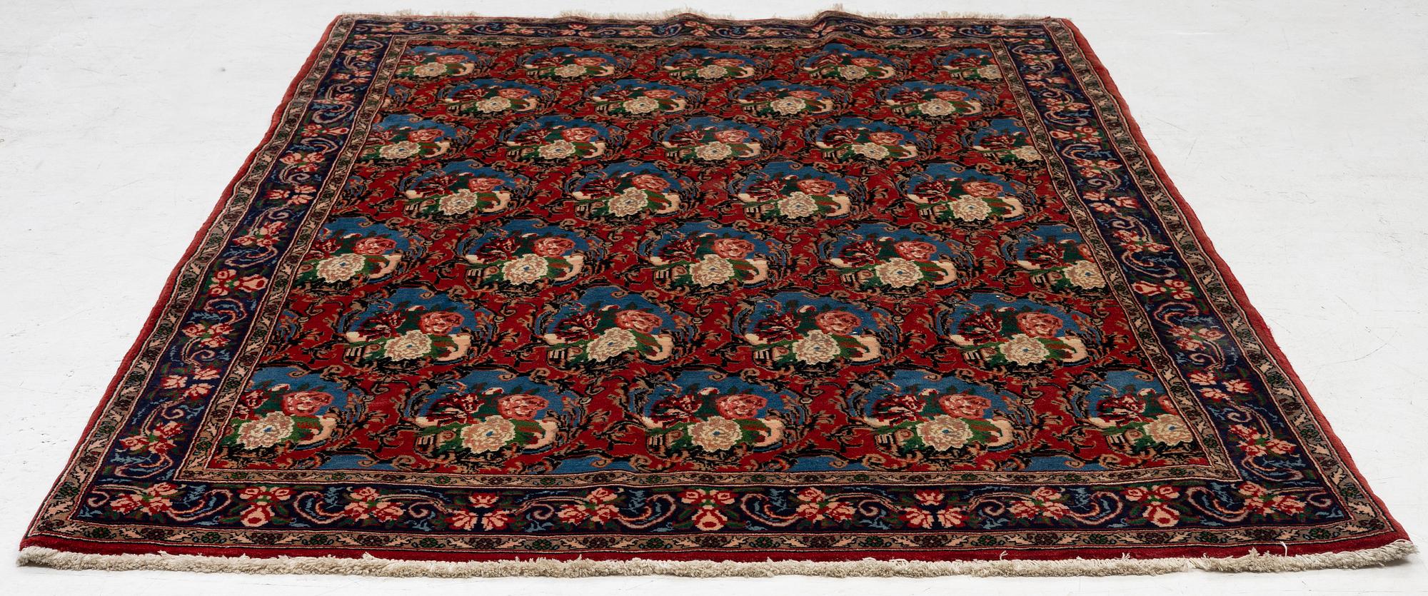 Matta, semiantik sk Rosen Bidjar, västra Persien, ca 212 x 143 cm.