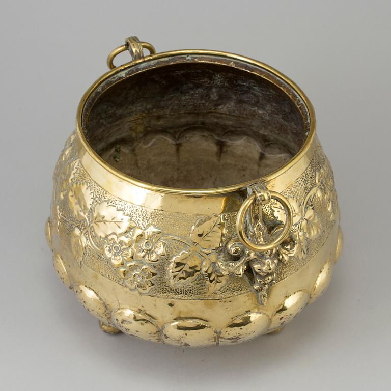 A 19TH CENTURY BRASS FLOWER POT, Delvaux, Dinant.