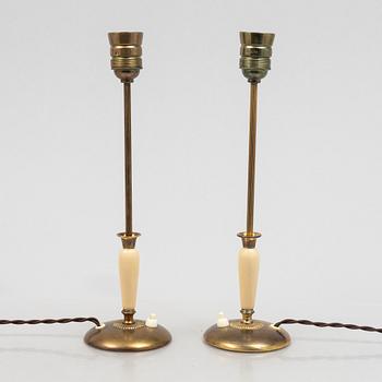 Bertil Brisborg, a pair of table lamps model "32149", Nordiska Kompaniet, 1940s-50s.