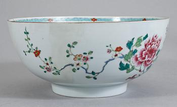 BÅLSKÅL, porslin, Kina, Qianlong (1736-95).