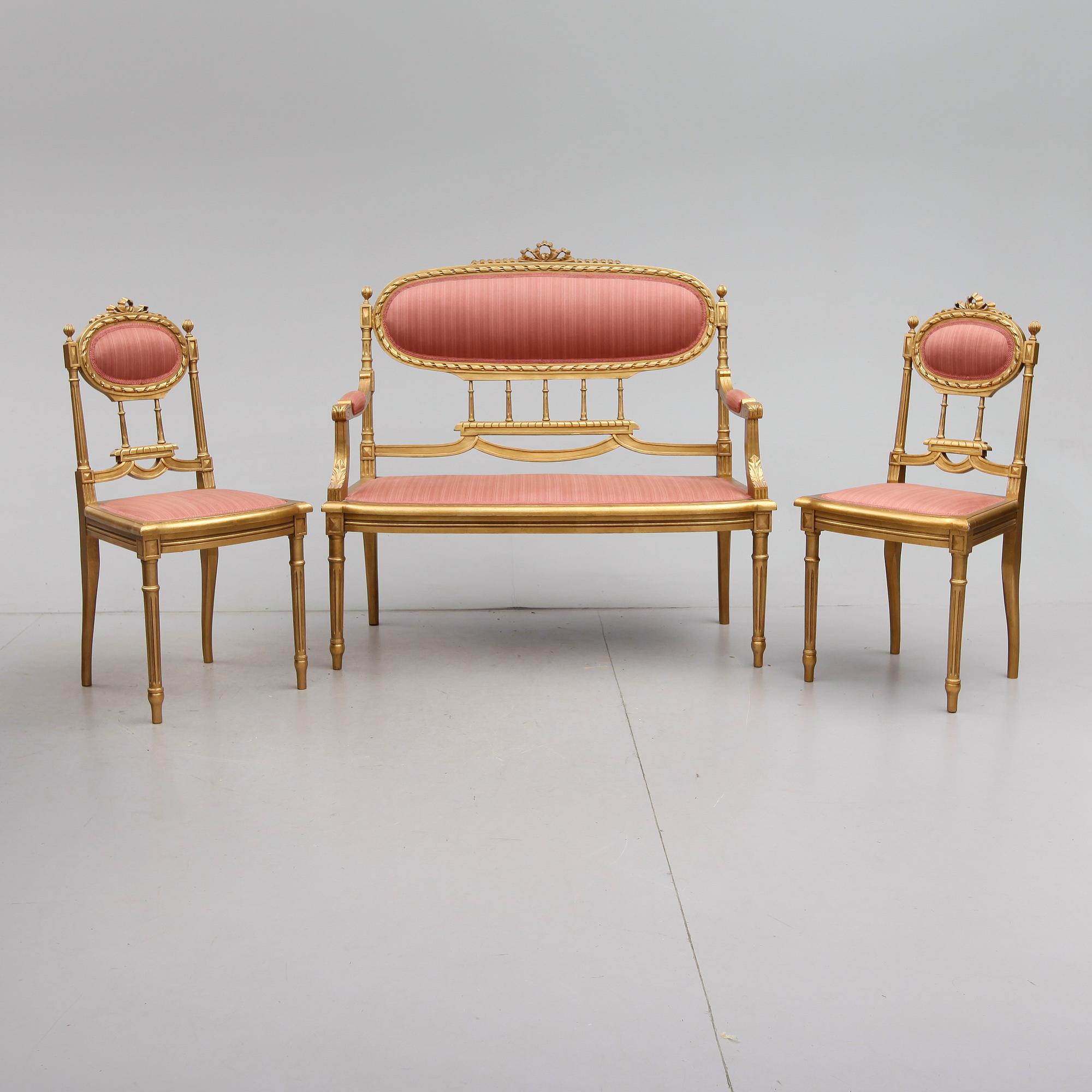 SOFFA OCH 2 STOLAR, gustaviansk stil, 1900-talets första hälft.