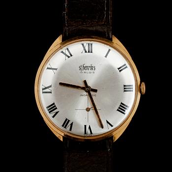 ARMBANDSUR, 18k guld, St Henriks.