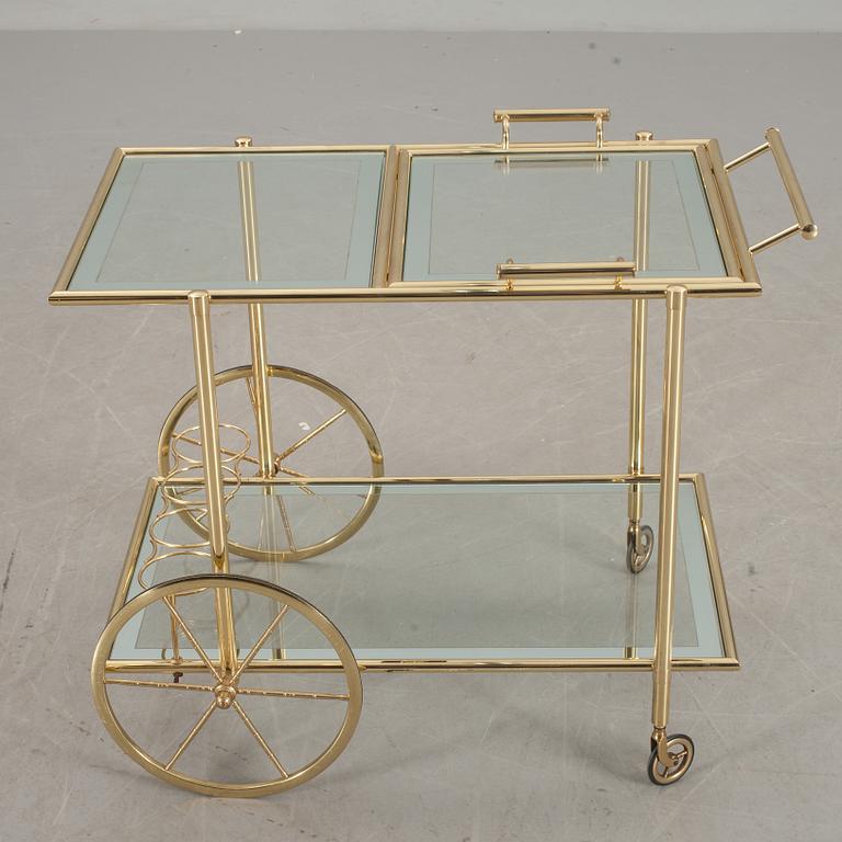 SERVERINGSVAGN, 1900-talets andra hälft.