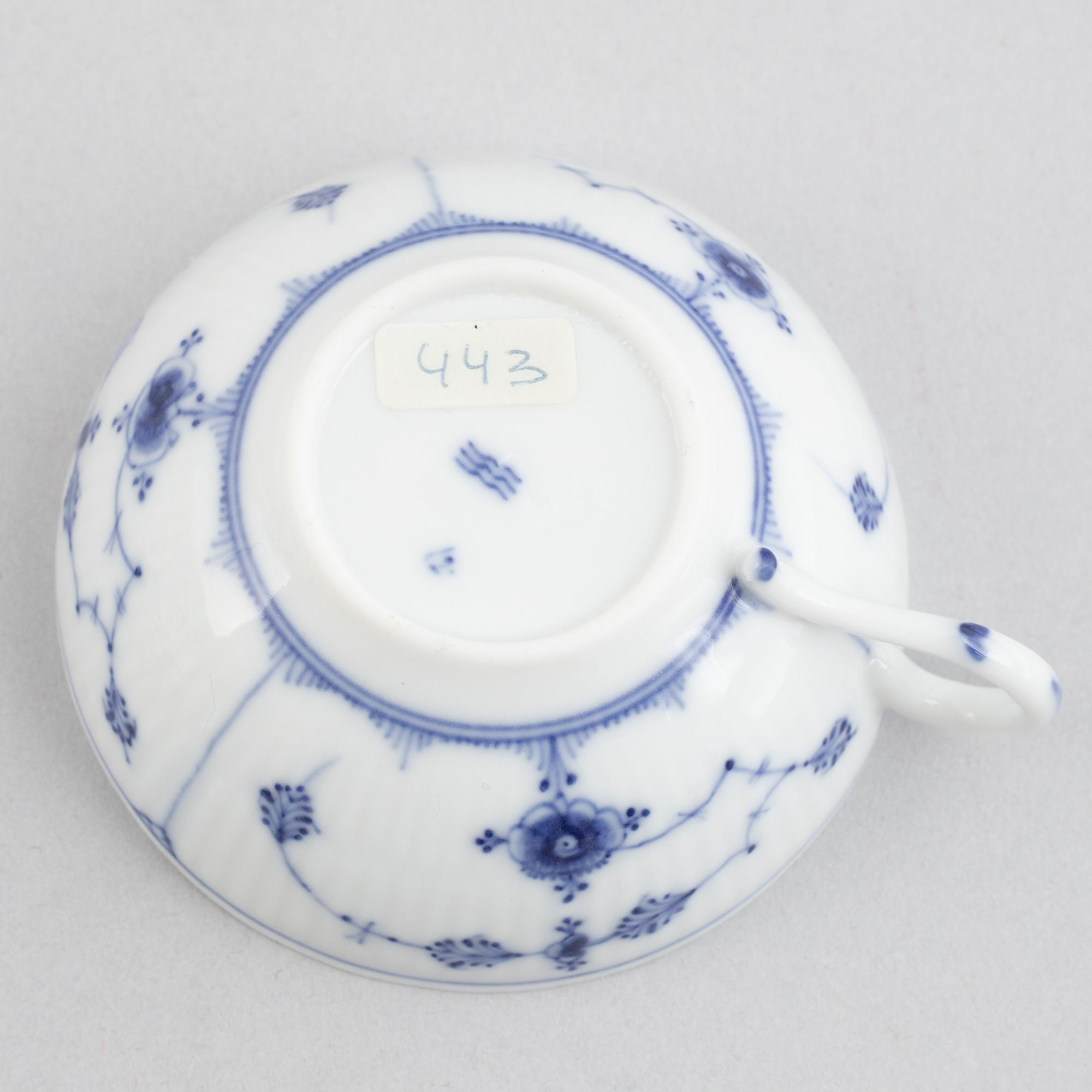 A group of four 'Blue Fluted' / 'Musselmalet rifflet' cups with saucers, Royal Copenhagen, 19th century and later.