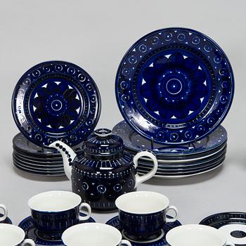 Ulla Procopé,  a 46-piece 'Valencia' porcelain dinnerware set for Arabia.