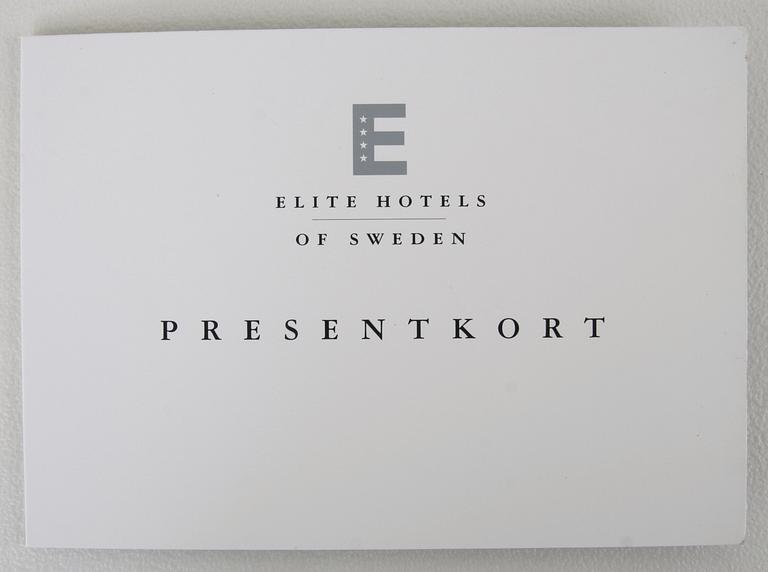 PRESENTKORT på övernattning på Elite Hotell Residens, Malmö. Säljes till förmån för Röda Korset.