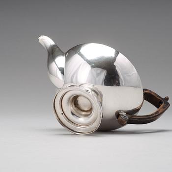 A Swedish early 19th century silver tea-pot, mark of Adolf Zethelius, Stockholm 1816.