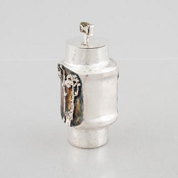 Lars Arby, dosa med lock, sterling silver och emalj, Göteborg 1978.