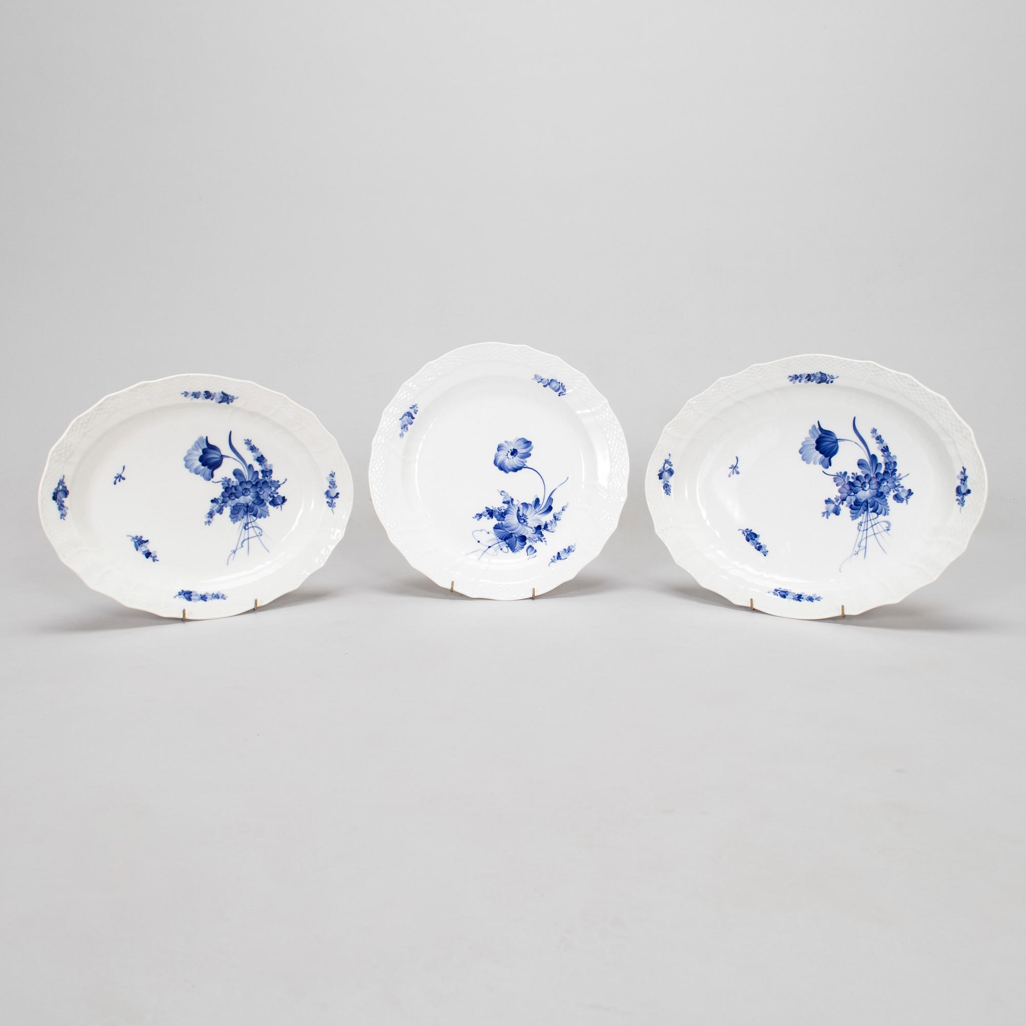 A 66-piece Royal Copenhagen 'Blå Blomst' tableware set, Denmark 1959-61.
