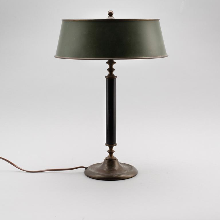 BORDSLAMPA, 1900-talets första hälft.