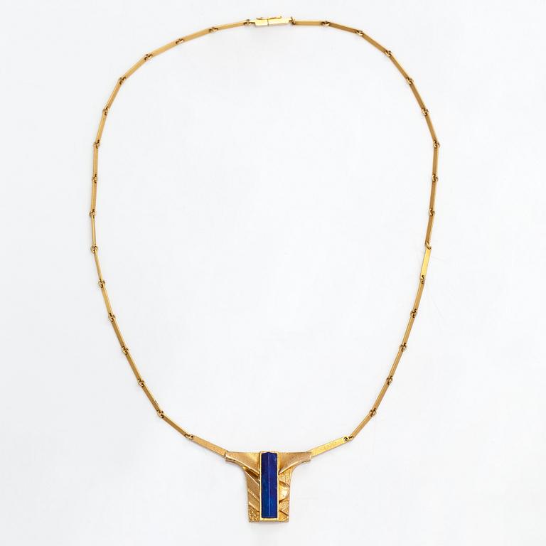 Björn Weckström, A 14K gold and lapis lazuli necklace "Torso". Lapponia 1999.