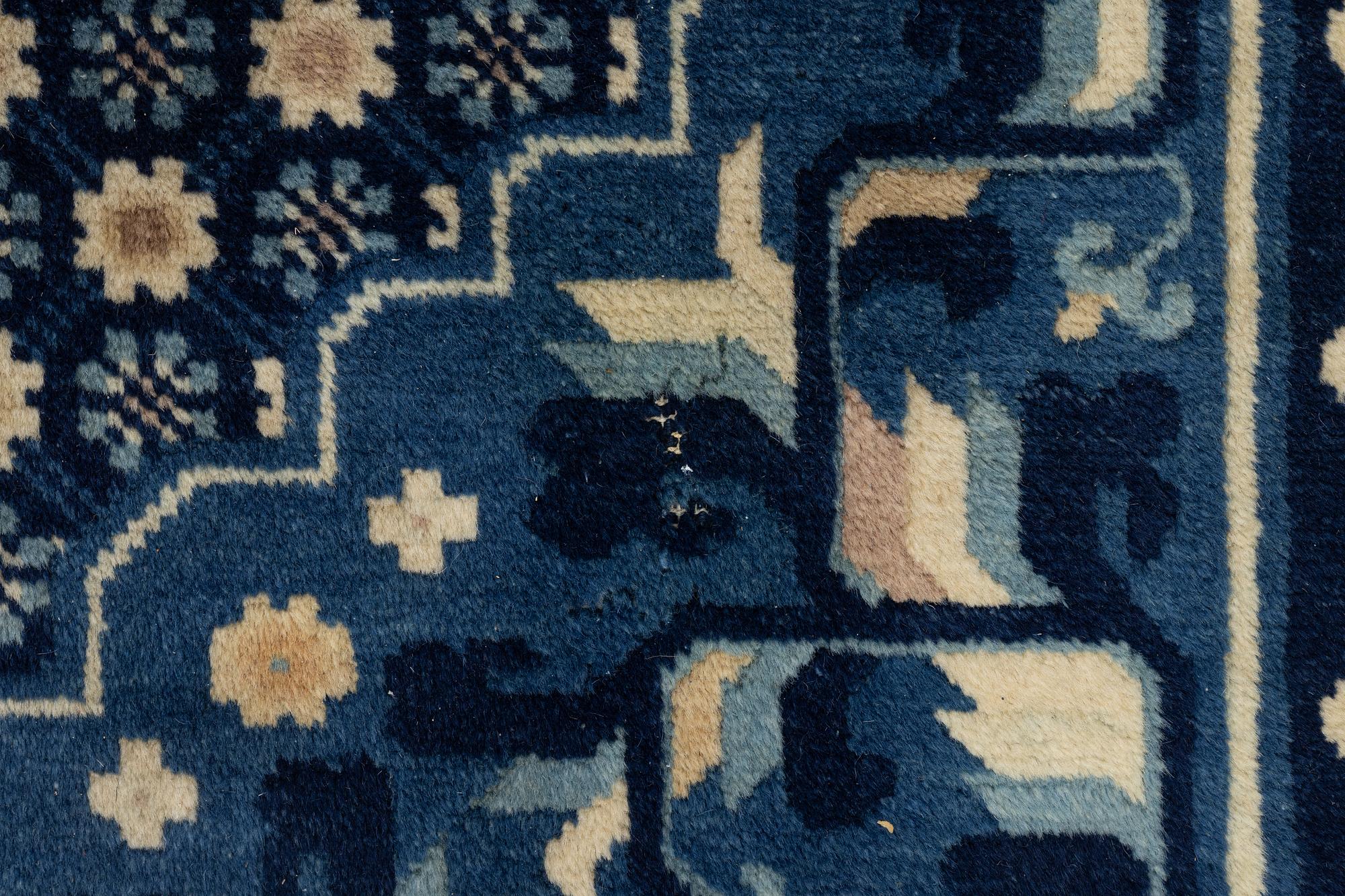 Carpet, China, approx. 274 x 186 cm.