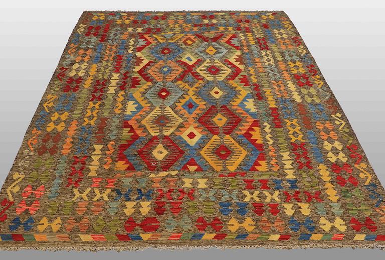 A carpet, Kilim, ca 290 x 202 cm.