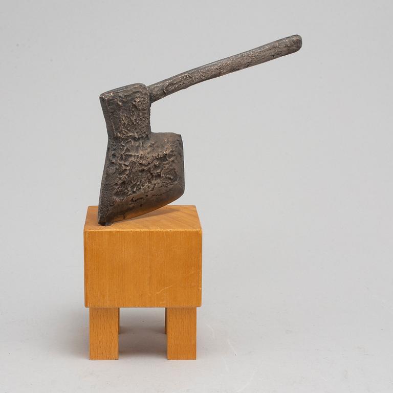 RUNE HANNÄS, skulptur. Signerad.