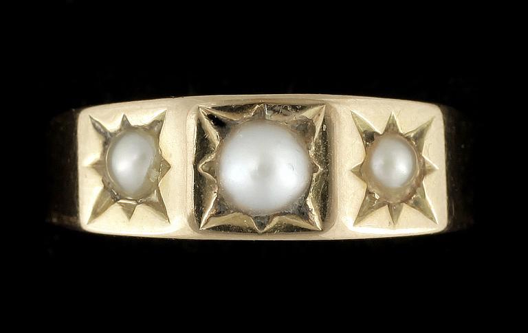 PARTI GULDSMYCKEN, 6 delar, mest 18K, 1900-tal. Tot ca 28 gram.