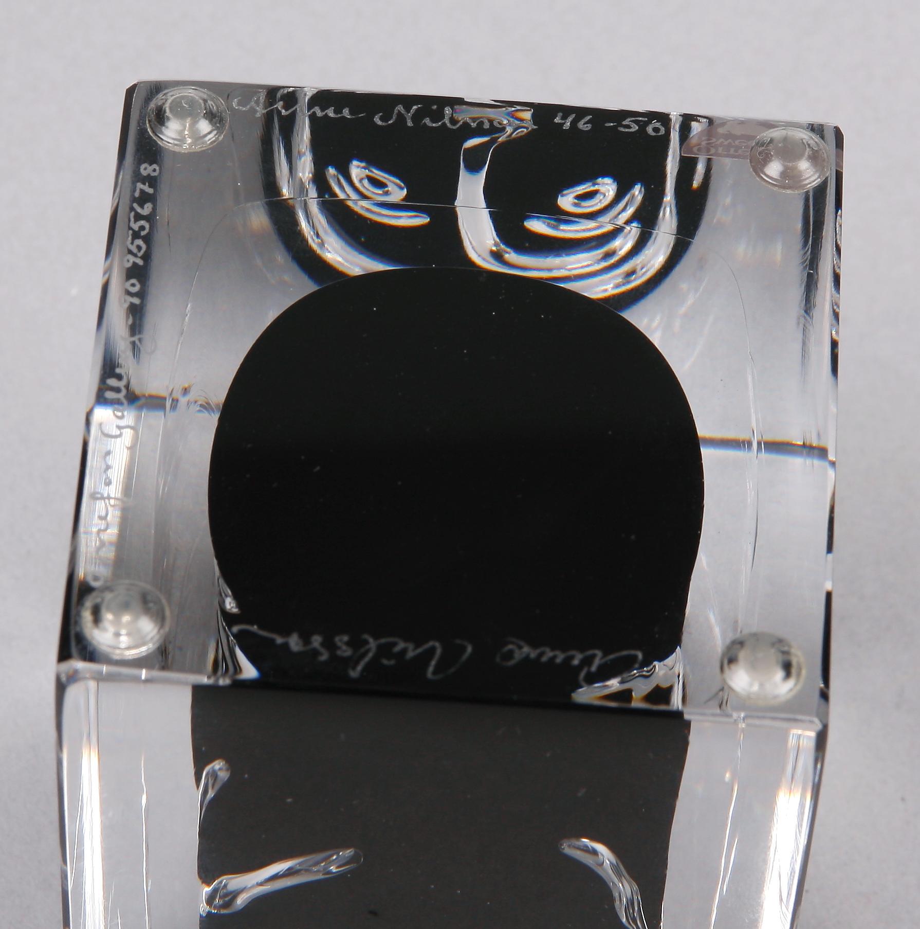 VAS, glas. Anne Nilsson, Orrefors Gallery, sign med egenhändig signatur.