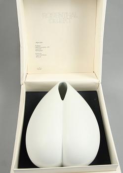 VAS, porslin, "Aphrodite", design Tapio Wirkkala, Rosenthal Studio Line, numr 34/200.