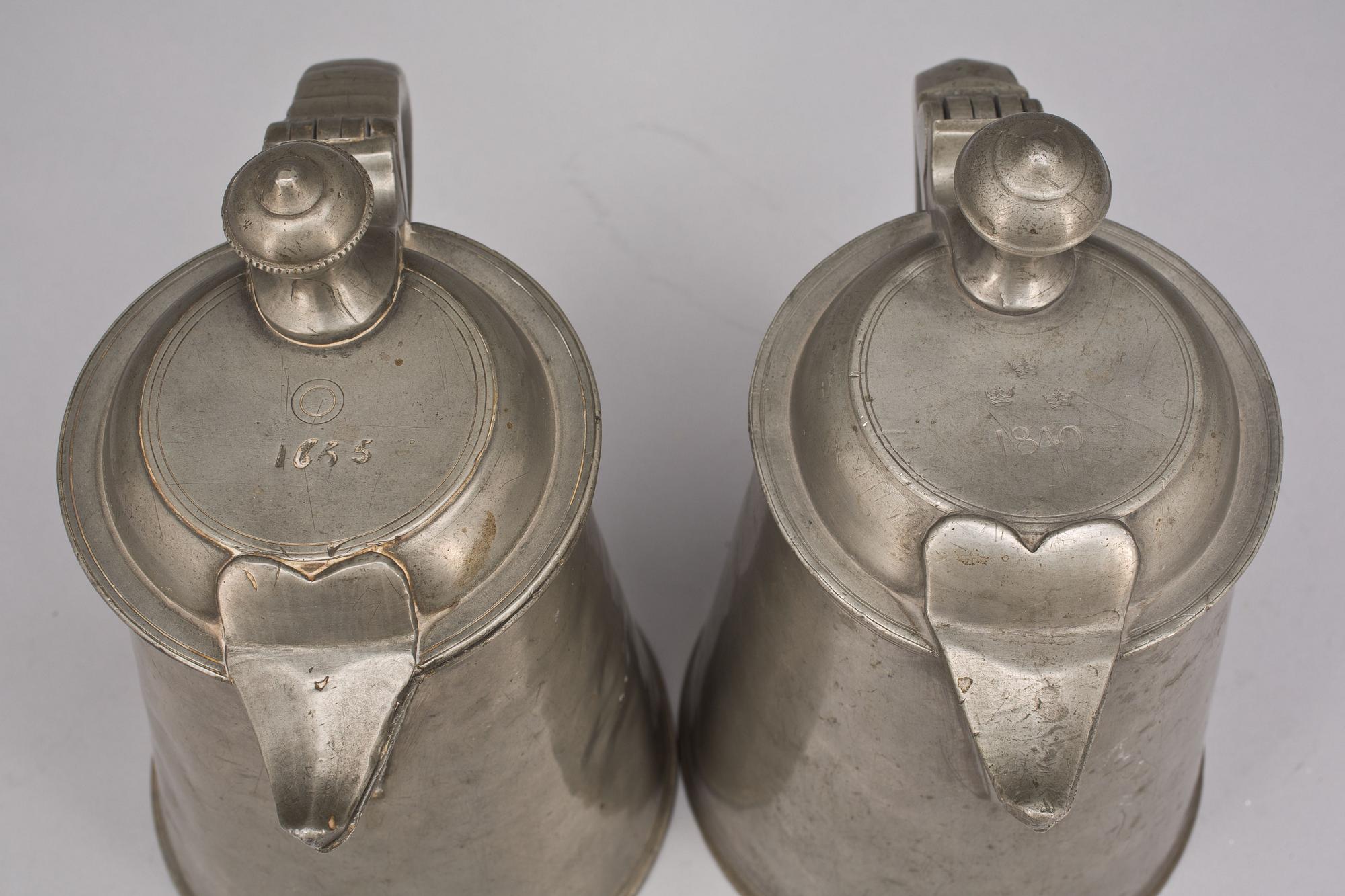 SKÄNKSTOP, 2 st. Tenn, svenska mästare. 1800-tal.