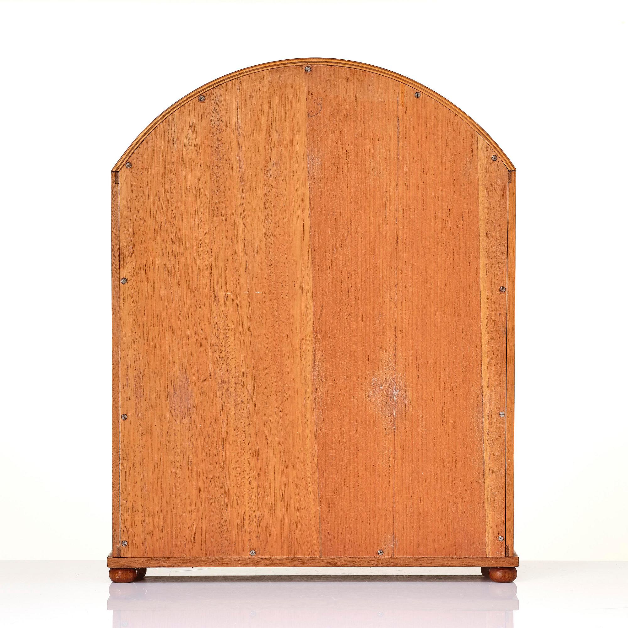 Josef Frank, a showcase cabinet model "2070", Firma Svenskt Tenn, mid-20th century.