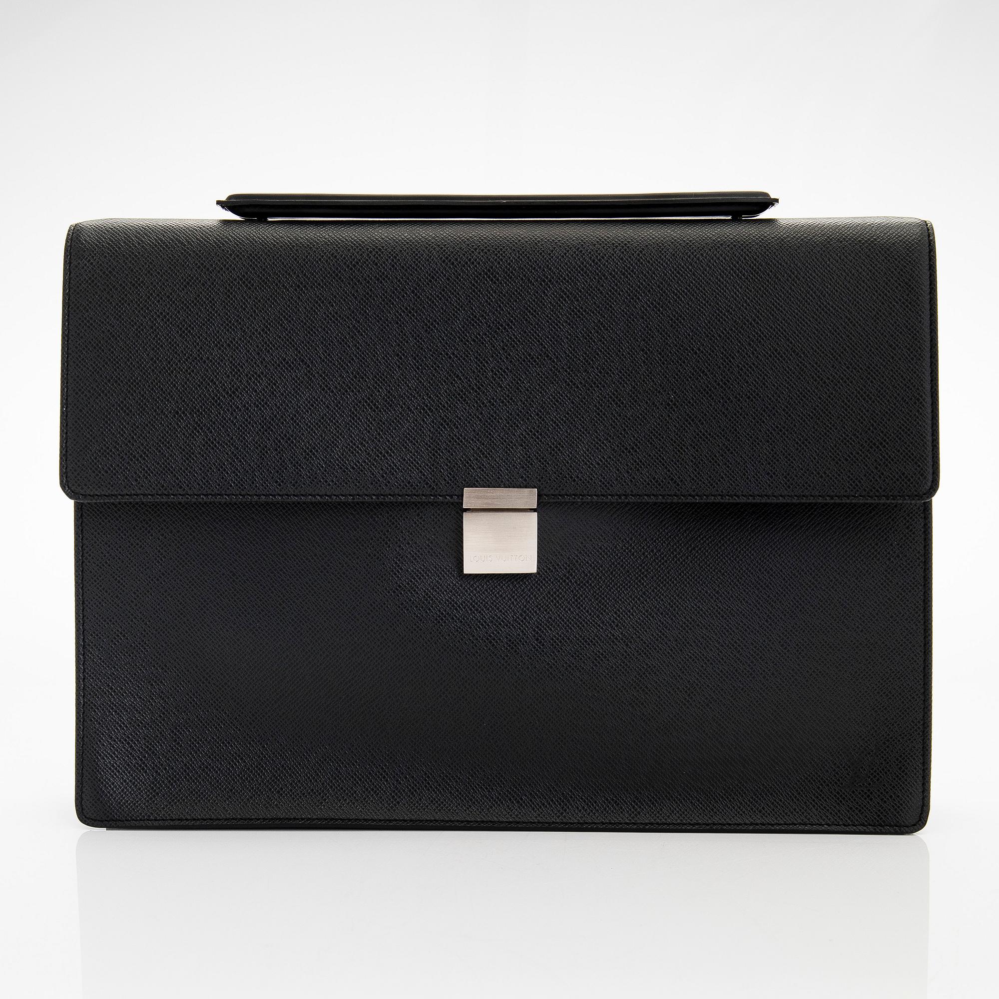 Louis Vuitton, portfölj, "Taiga Porte-Document Angara".