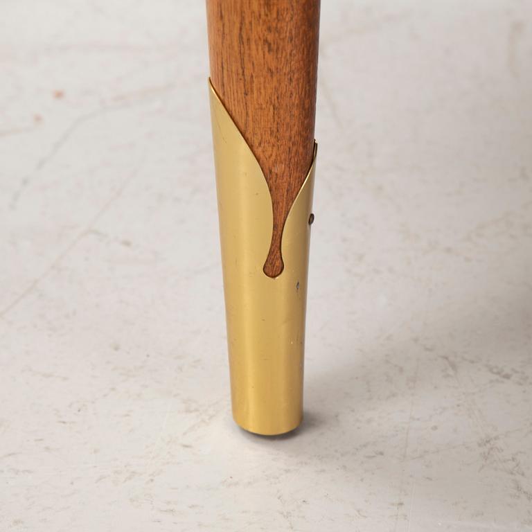 An oak and walnut occasional table from Altavista Lane, 1950's/60's.