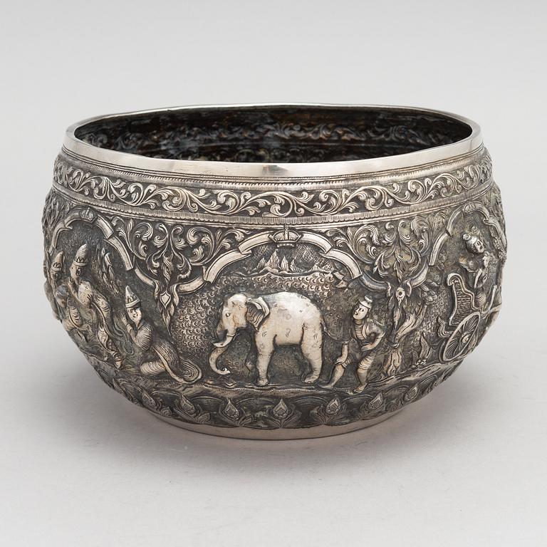 An early 20th-century silver bowl from Sri Lanka/ India.