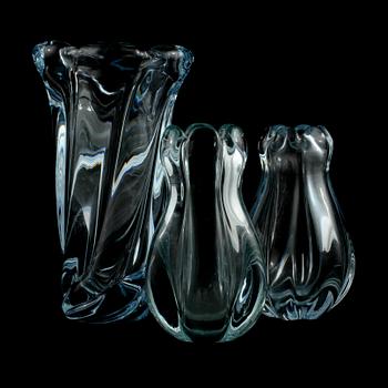 VASER, 3 st, glas, signerade Orrefors och numrerade, 1900-talets sista kvartal.