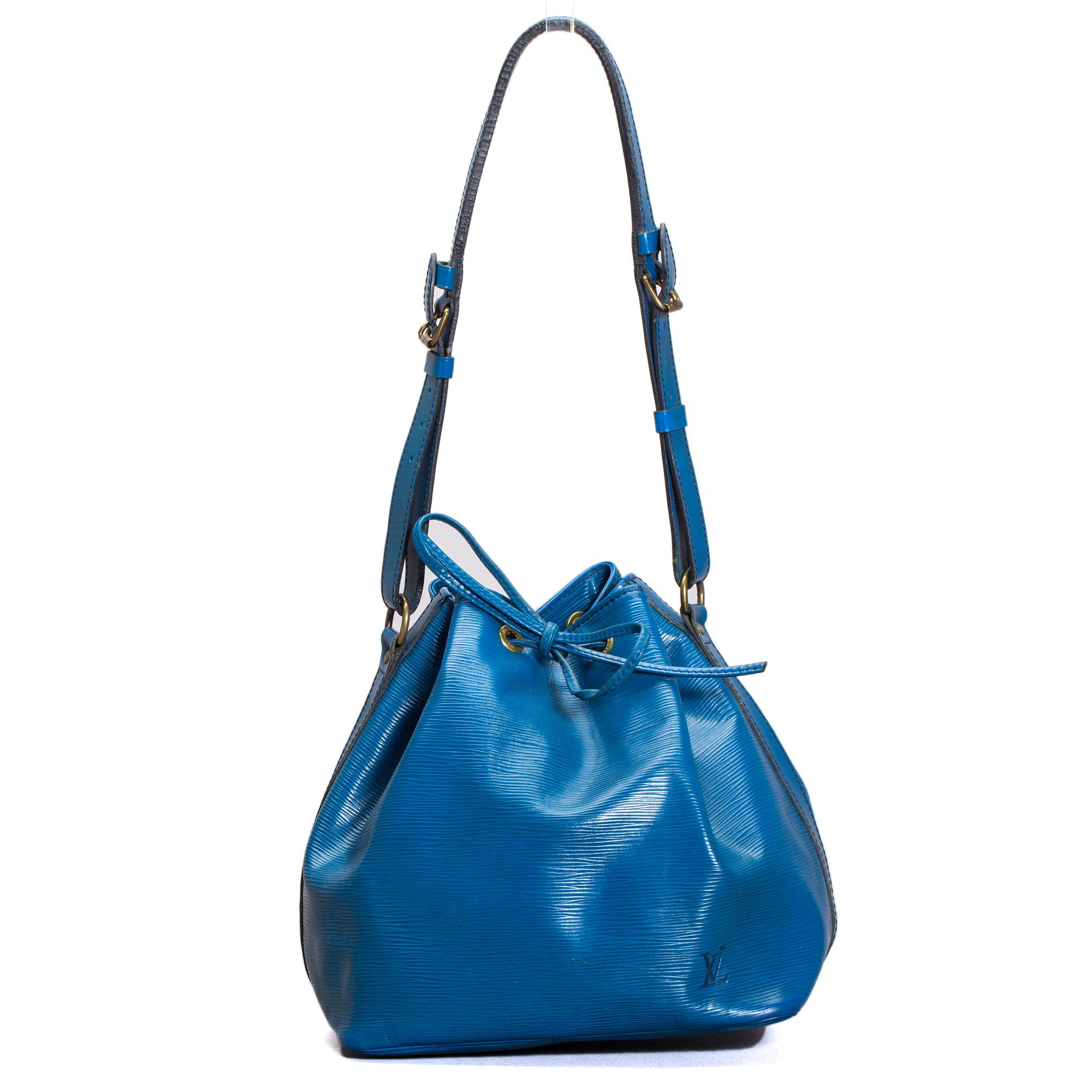 VÄSKA, "Petit Noé", Louis Vuitton.