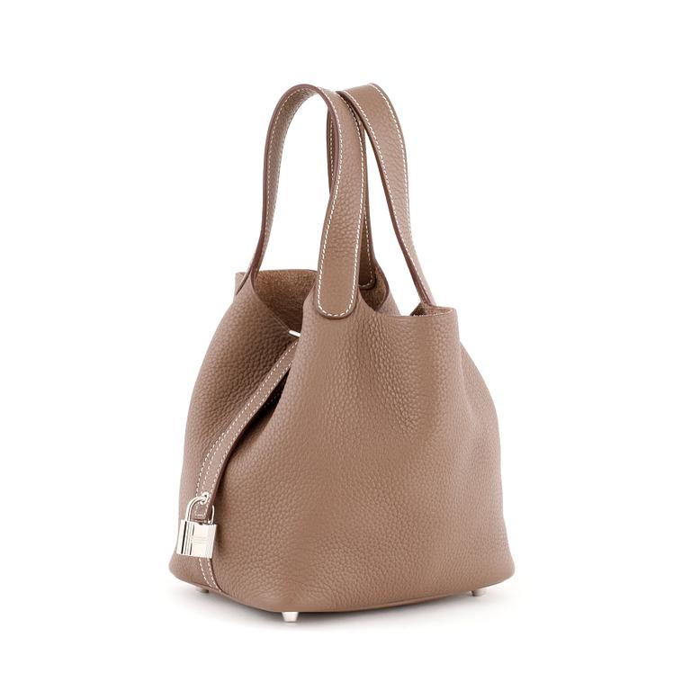 HERMÈS, a étoupe leather bag, "Picotin Lock PM".