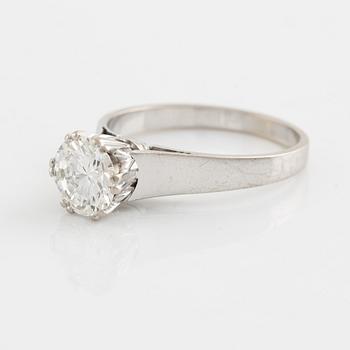 Ring, solitär, vitguld med briljantslipad diamant, 1,33 ct.
